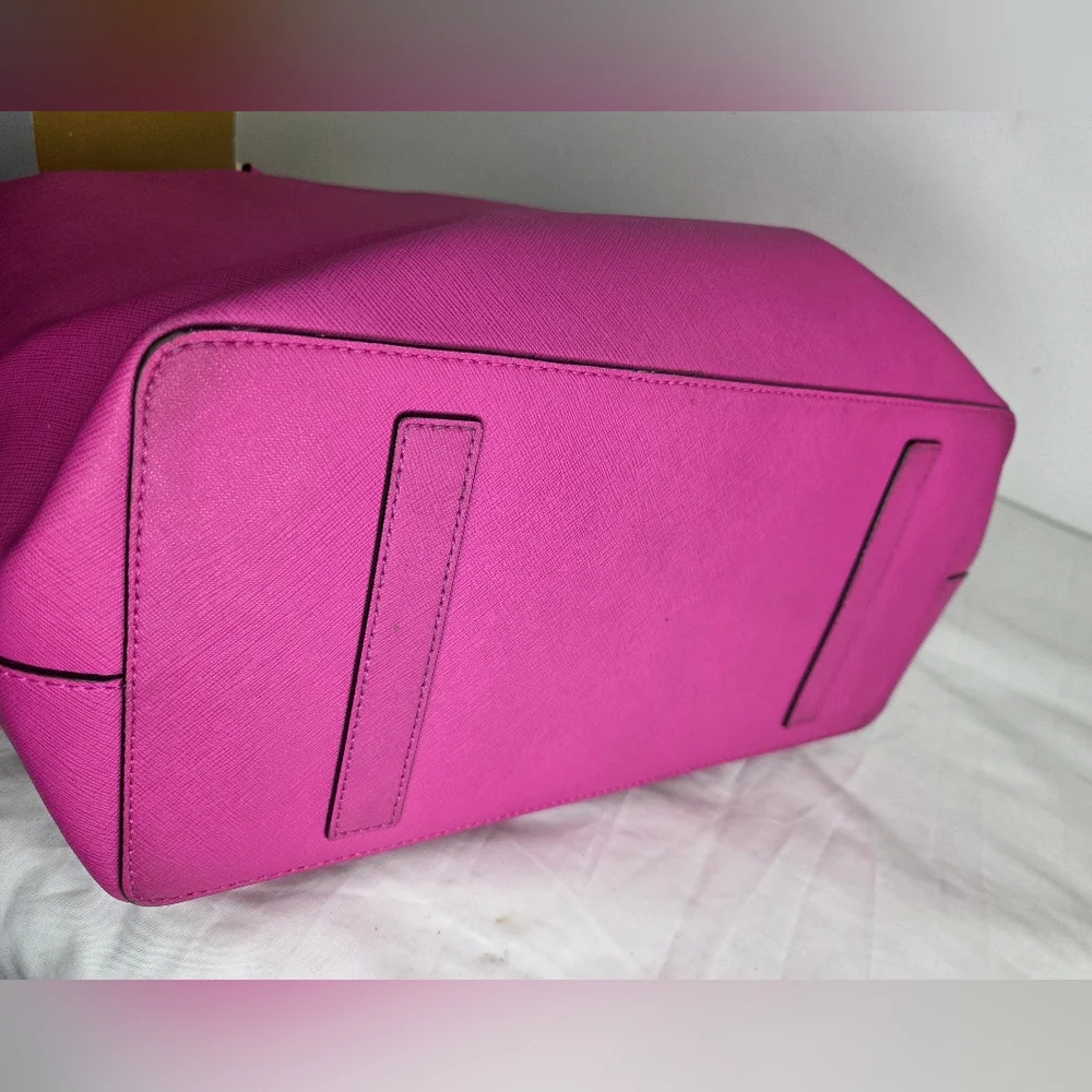 Kate Spade Fuchsia Leather Tote Bag with Dual Top Handles - Picture 4 of 16